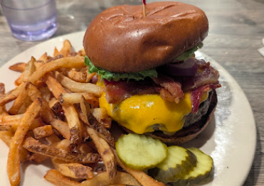 G.L. Shacks Grill signature dishes Santa Fe Burger
Shack's Crispy Wings
Beer-Battered Cod Fish Sandwich